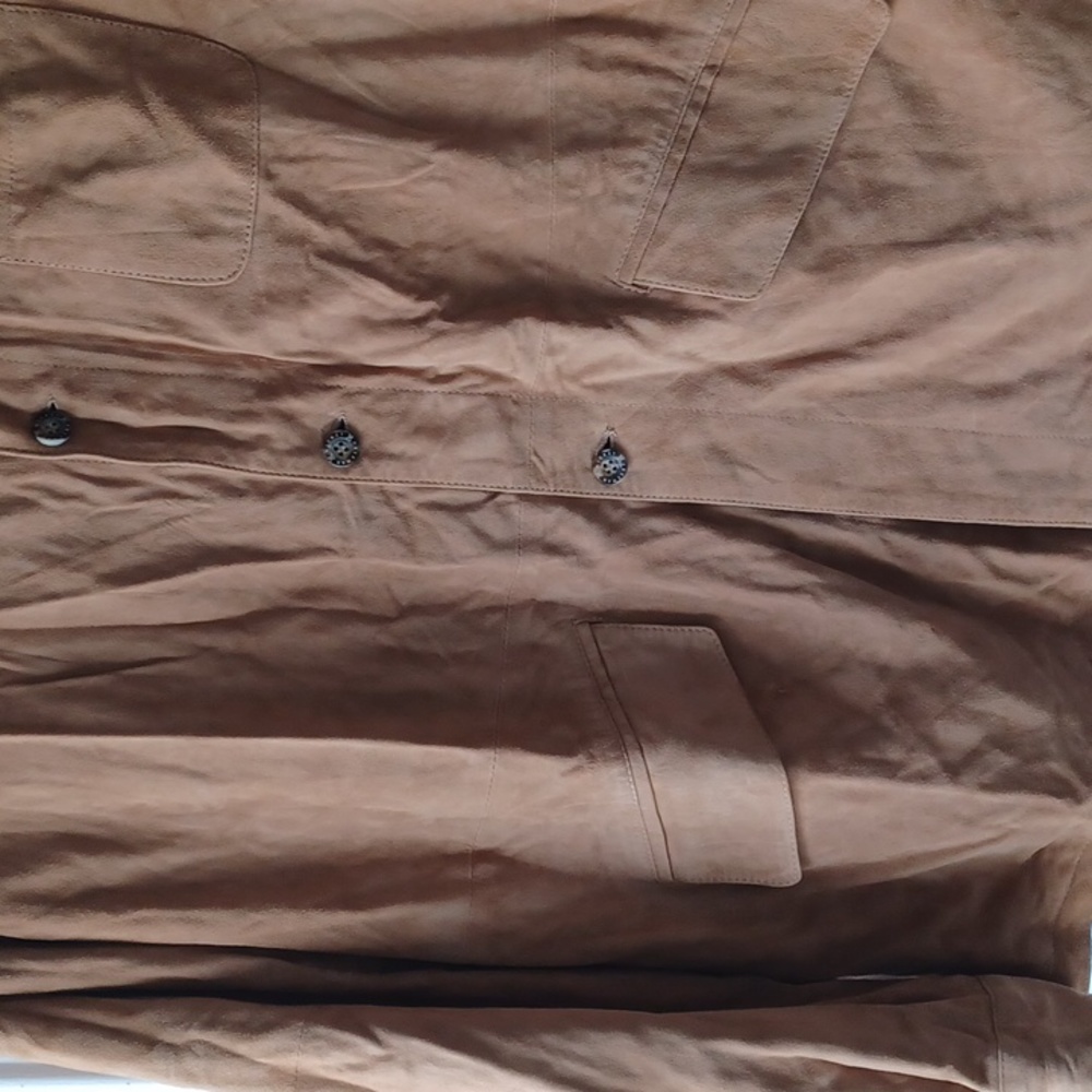 Vest - Picture 3 of 11